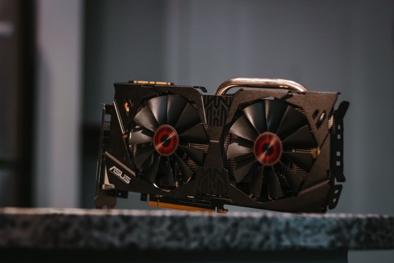 Comment installer une carte graphique dans un PC ? Cybertek Blog