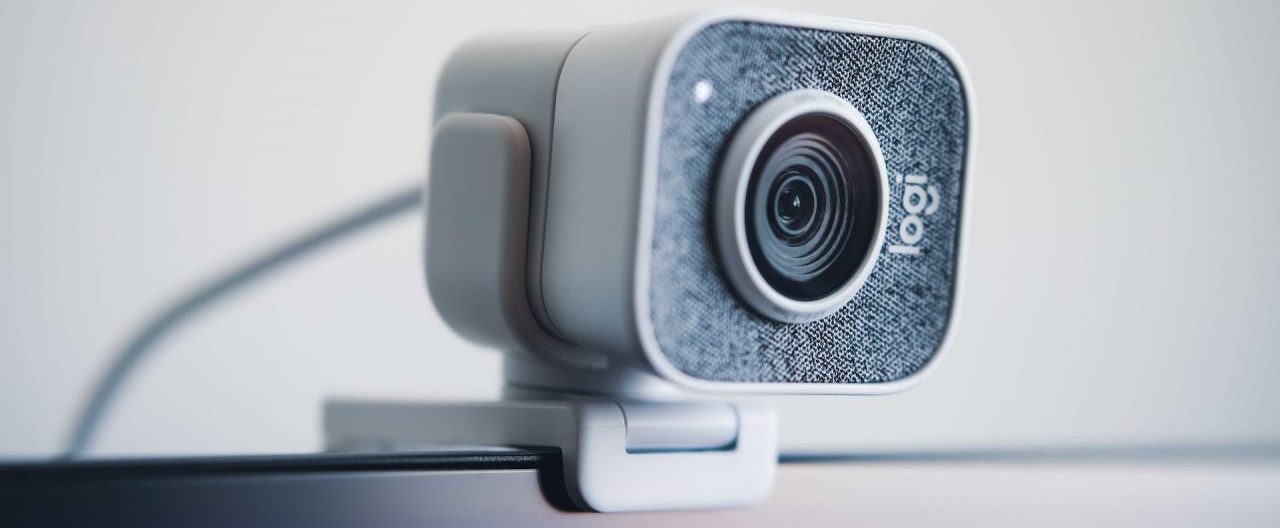 Une webcam : un autre essentiel ?