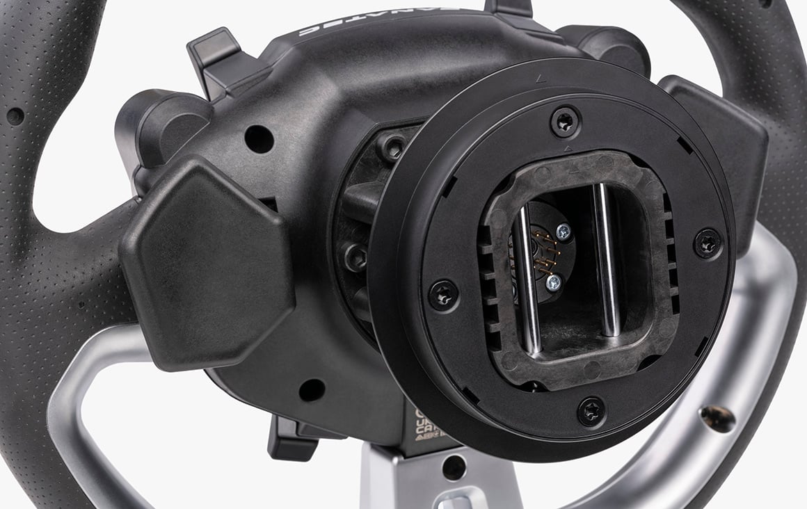 Fanatec Gran Turismo® DD Pro - Noir (CRD-9020007-EU) - Achat / Vente Pack Simracing sur Cybertek.fr - 10
