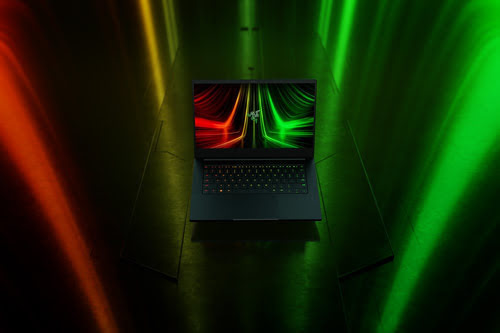 Razer RZ09-0427NFA3-R3F1 - PC portable Razer - Cybertek.fr - 2