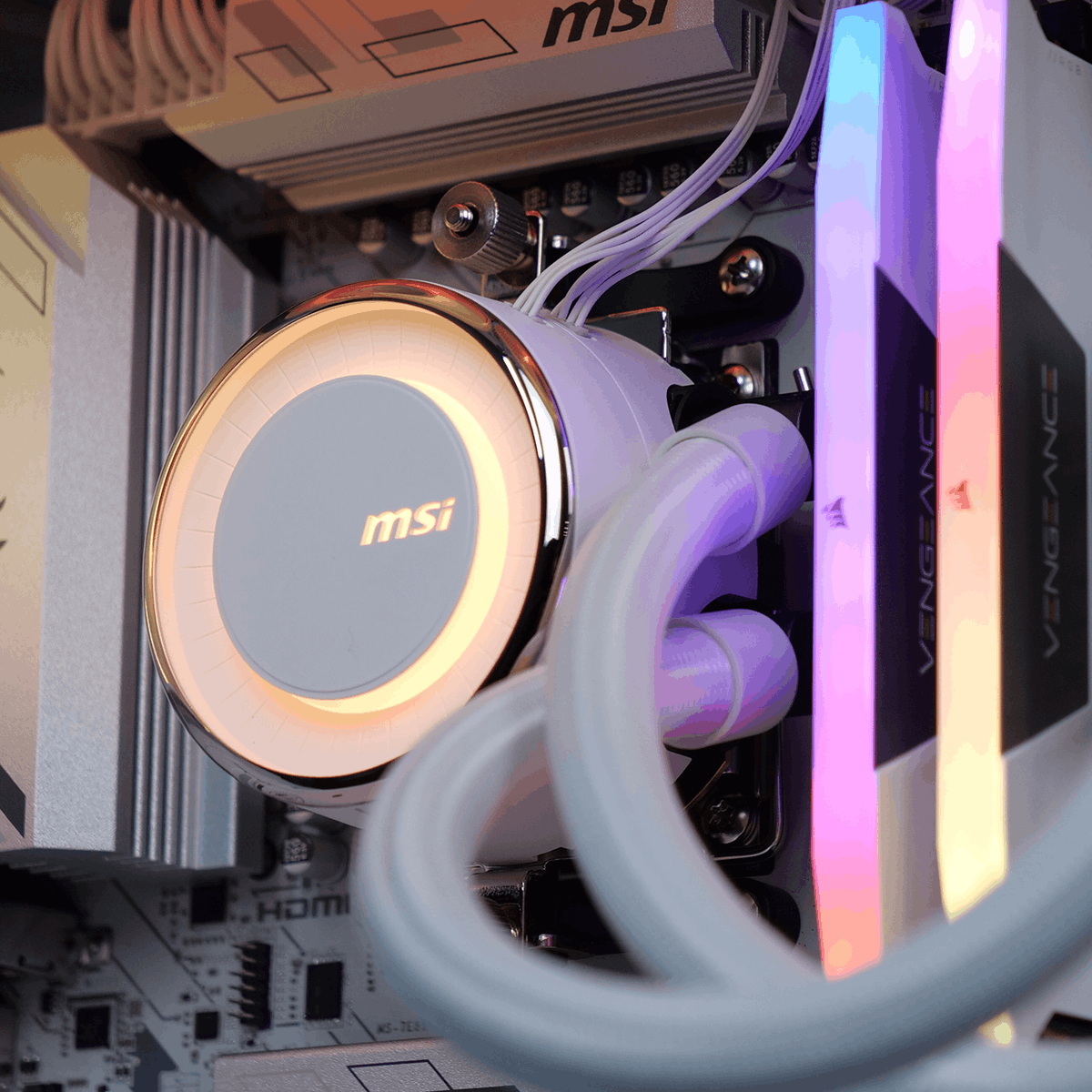 Cybertek AVALANCHE V3 - R7-9800X3D/5070/32Go/2To - CYB-GB (PCG-10602973) - Achat / Vente PC Fixe sur Cybertek.fr - 2