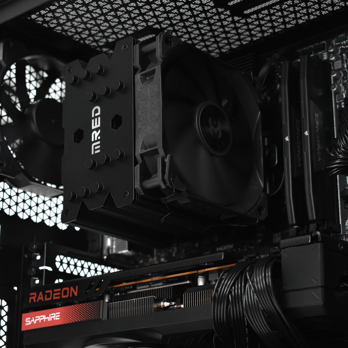 Cybertek Mastard - R5-7600/RX7800XT/32Go/1To (PCG-10602218) - Achat / Vente PC Fixe sur Cybertek.fr - 2