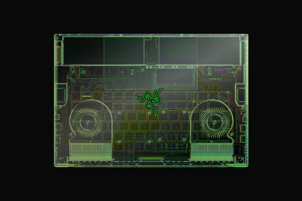 Blade 18 4K200Hz/i9-14900HX/4090/32/2T/11 + acces# - 3