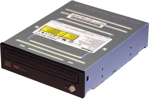 Cybertek IDE CD-RW x52x32x52 Noir - Achat / Vente Graveur sur Cybertek.fr - 0