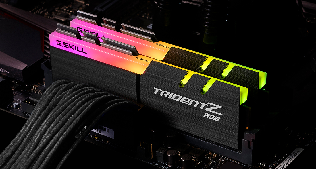 G.Skill Trident Z RGB 32Go (2x16Go) DDR4 4266MHz - Mémoire PC G.Skill sur Cybertek.fr - 3