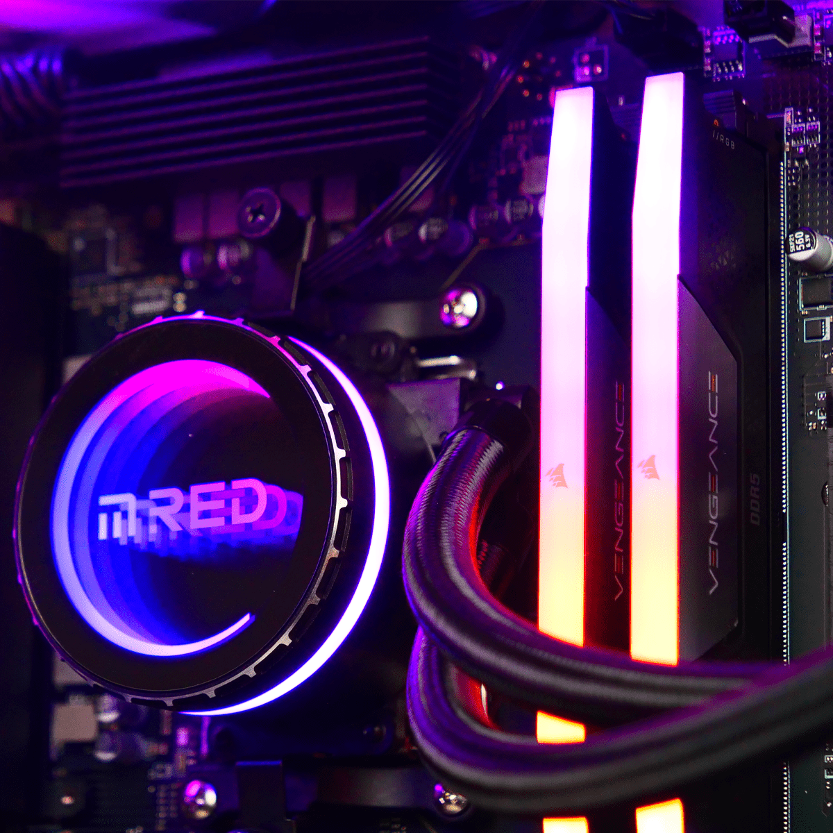 Cybertek CHRONOS V2 - R7-7800X3D/5070Ti/32Go/1To - CYB-GB (PCG-10602879) - Achat / Vente PC Fixe sur Cybertek.fr - 2