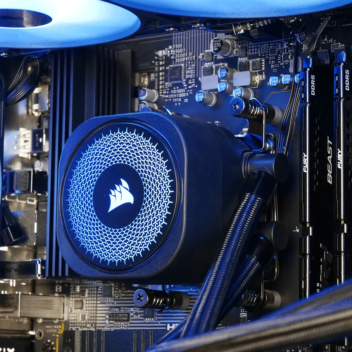 Cybertek REVENGE - R7-8700F/5070/32Go/1To (PCG-10603098) - Achat / Vente PC Fixe sur Cybertek.fr - 2