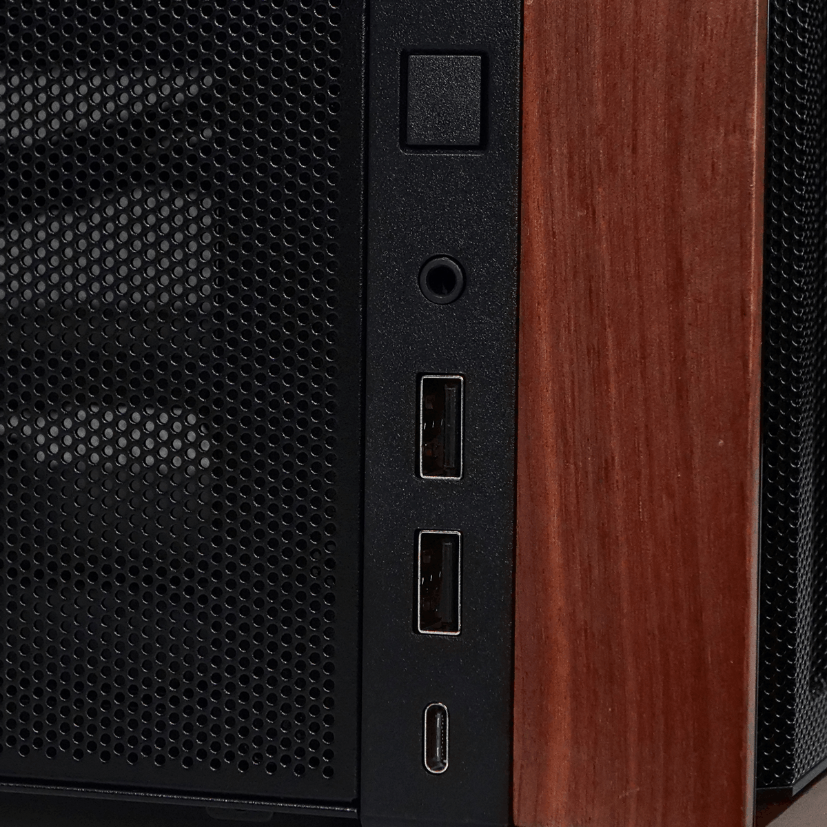 Cybertek GAIA - R7-7800X3D/5090/32Go/2To (PCG-10603103) - Achat / Vente PC Fixe sur Cybertek.fr - 3
