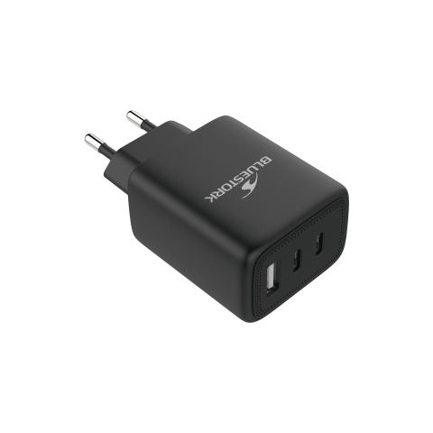 Bluestork Chargeur 65W PD - 3 ports + Câble USB-C 2m - Noir (PW-65-CCA-B) - Achat / Vente Chargeur sur Cybertek.fr - 4