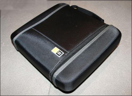 HDC1 Etui semi rigide (jusqu'à 9") Case Logic - Sac et sacoche - 0