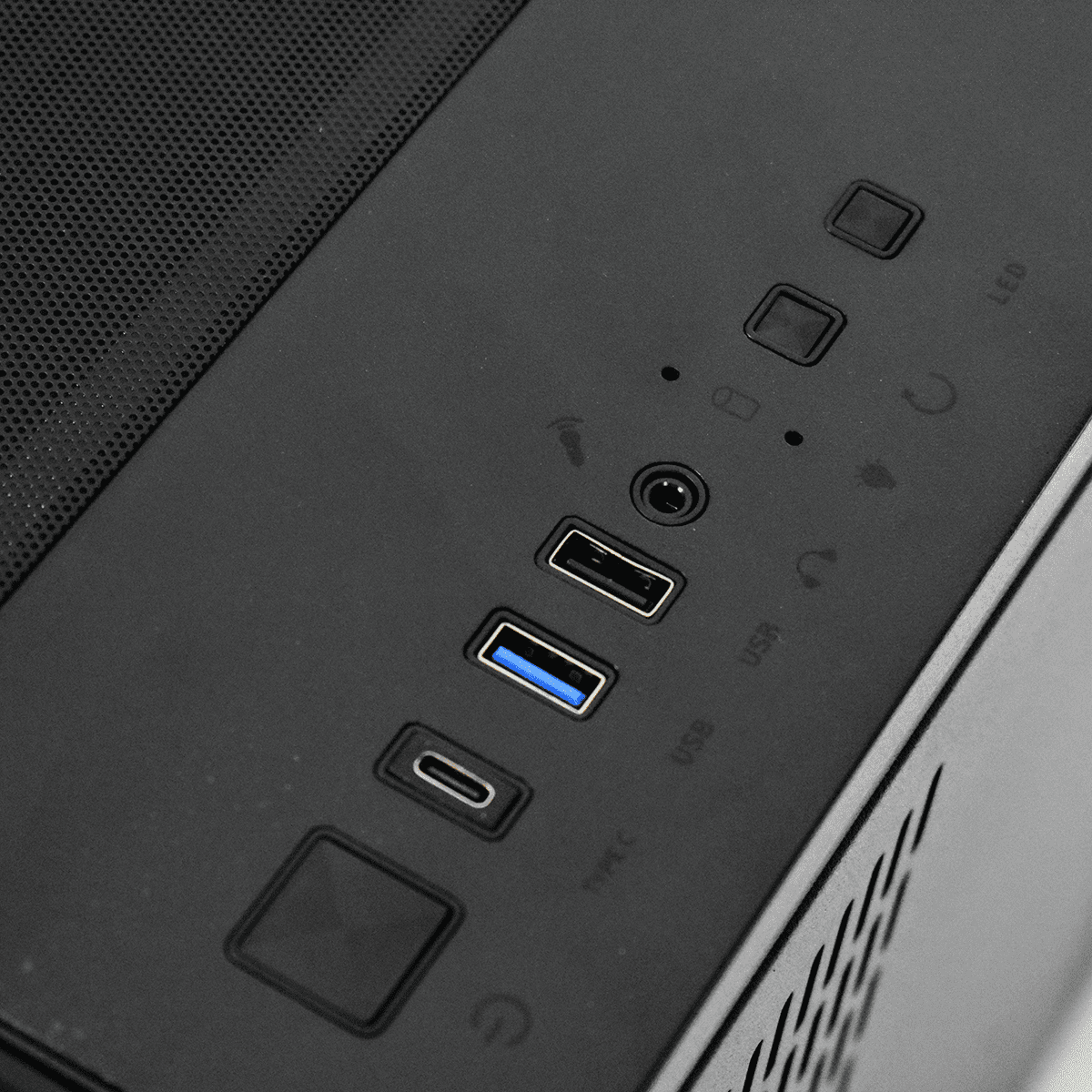 Cybertek VESPER - R5-7500F/5070/32Go/1To/W11H (PCG-10602485) - Achat / Vente PC Fixe sur Cybertek.fr - 4