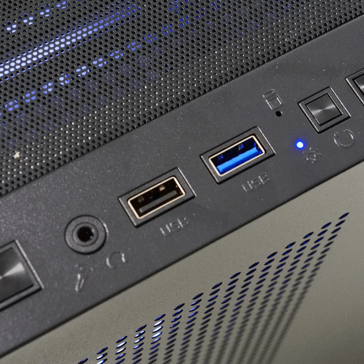 Cybertek TEMPEST - I7-14700KF/5060Ti-16Go/32Go/2To (PCG-10603081) - Achat / Vente PC Fixe sur Cybertek.fr - 4