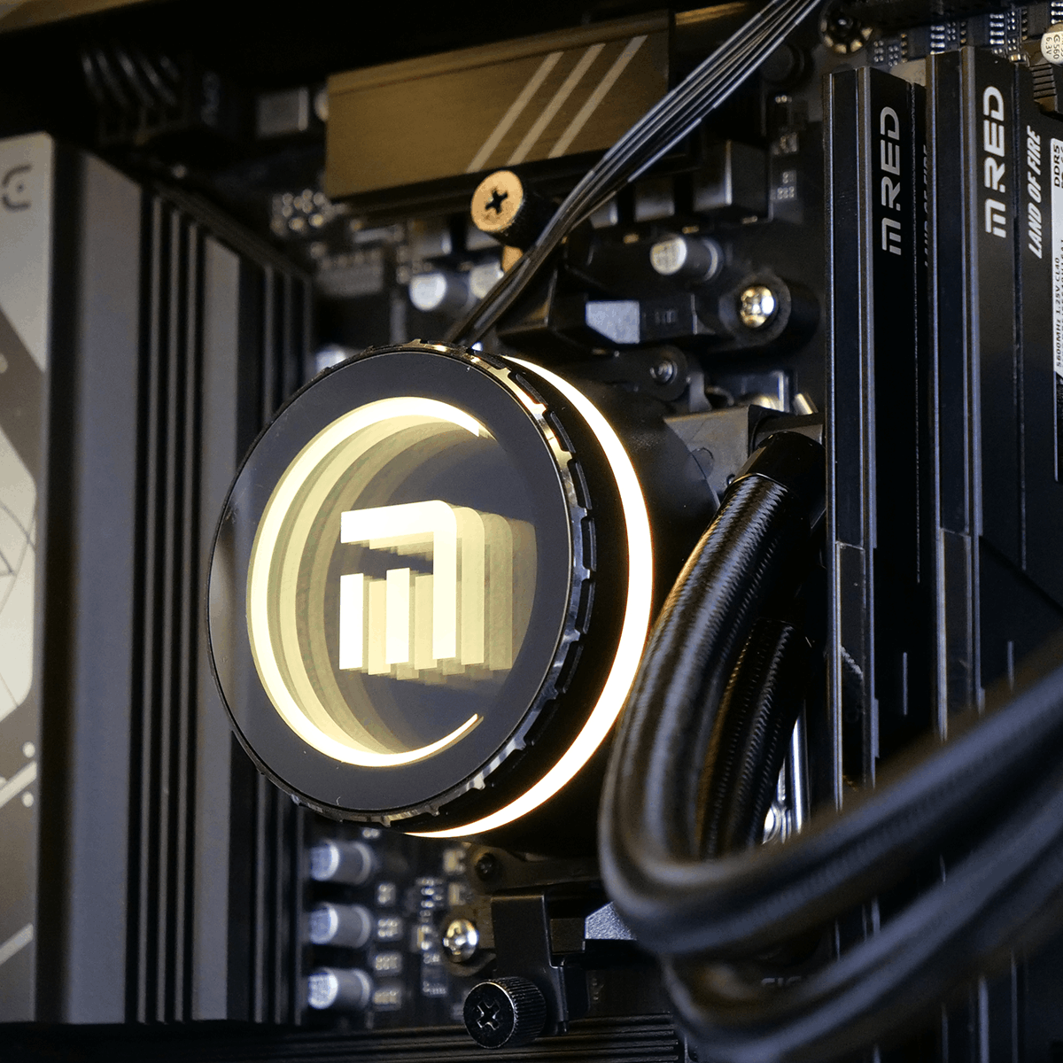 Cybertek LEGACY 30 - R7 8700F/5070/32Go/1To (PCG-10603158) - Achat / Vente PC Fixe sur Cybertek.fr - 2