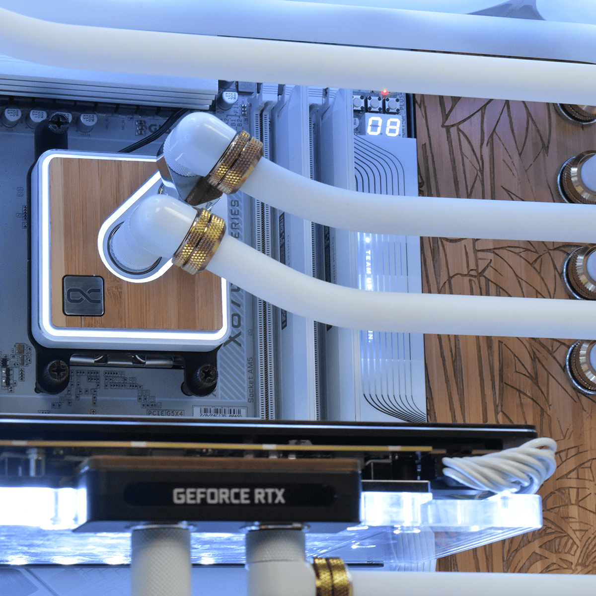 PC Gamer WHITEWOOD
