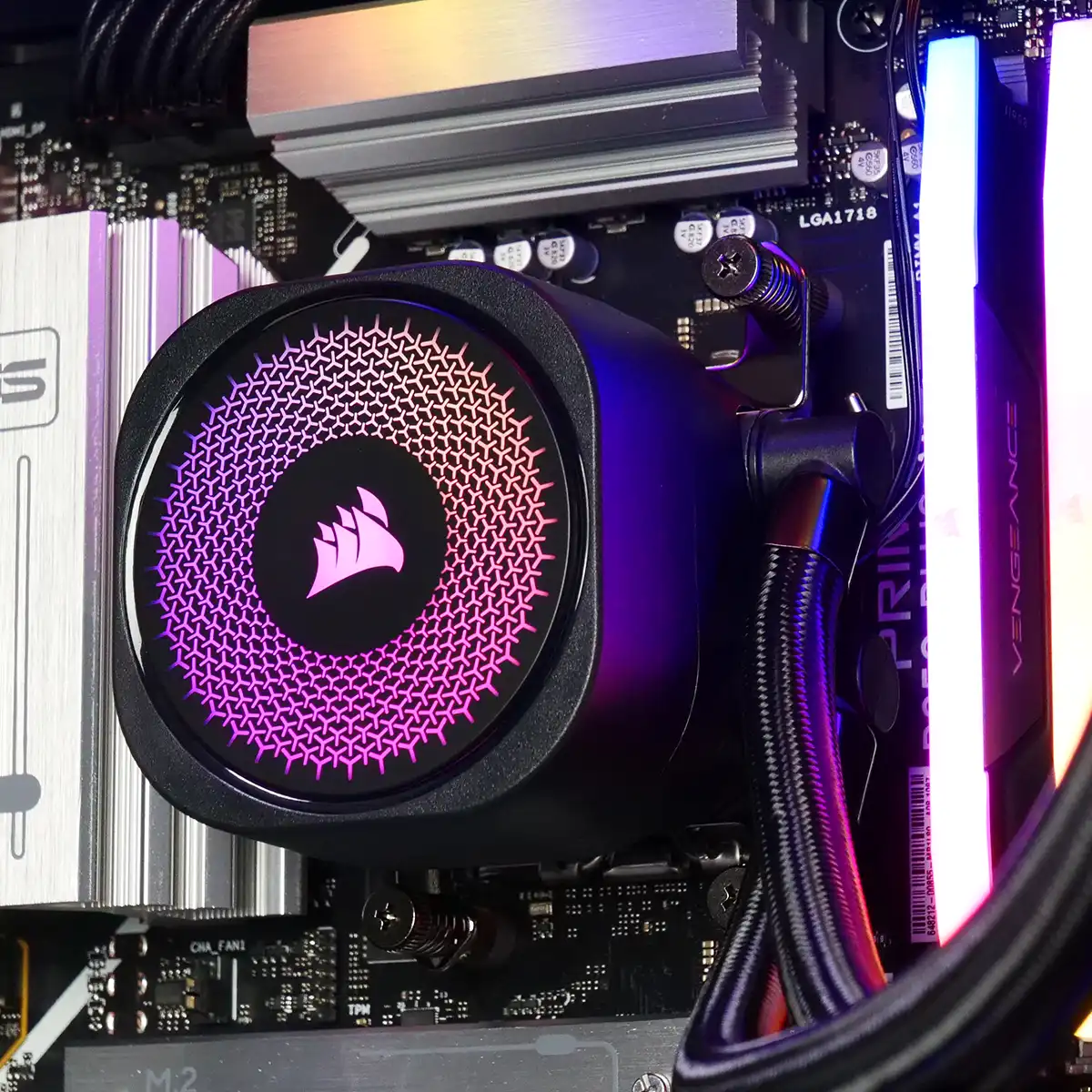 PC Gamer GAZOLINE powered by iCUE