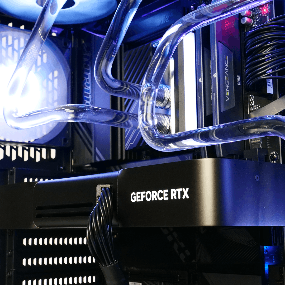 PC Gamer LIQUID PRISM