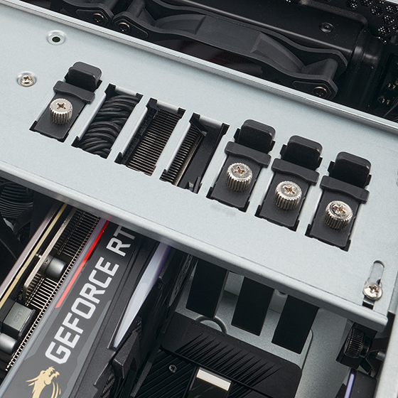 Silverstone RM44 Noir - Boîtier PC Silverstone - Cybertek.fr - 10