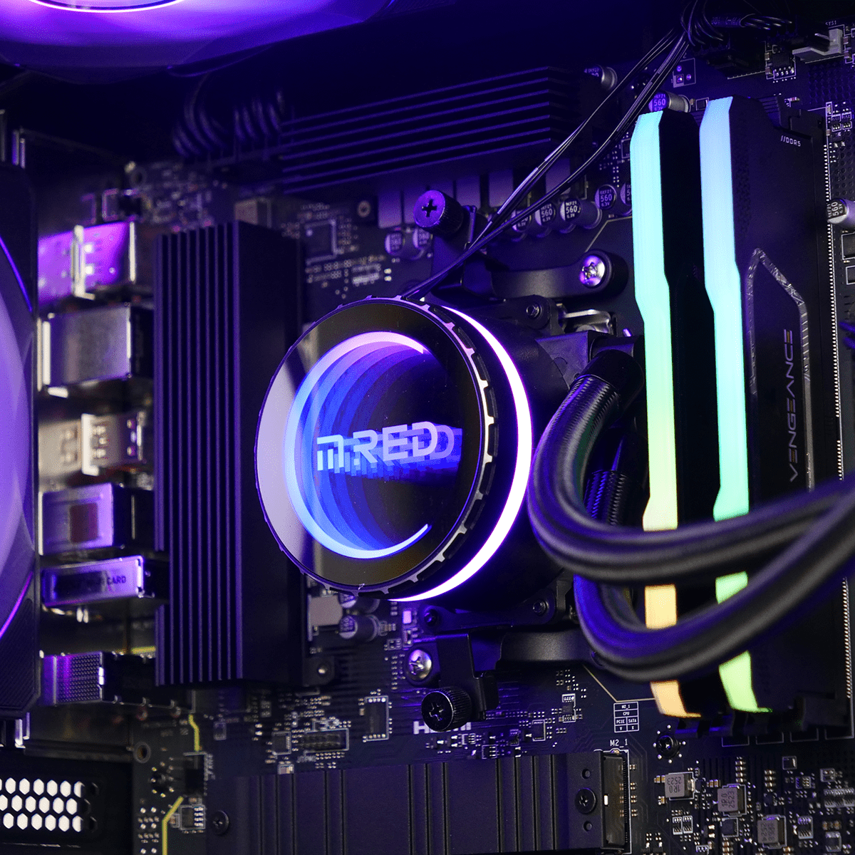 Cybertek TITAN - R7-9800X3D/5080/32Go/2To - CYB-GB (PCG-10602880) - Achat / Vente PC Fixe sur Cybertek.fr - 2