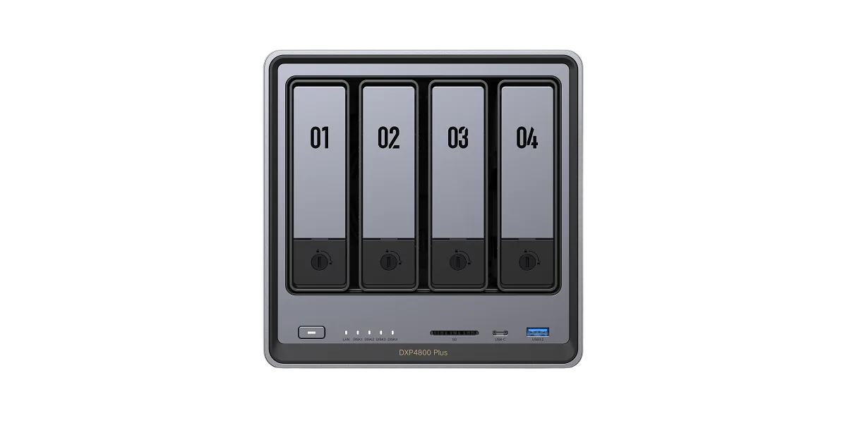 UGREEN DXP4800 Plus - 4 Baies avec 4 disques de 8To, vue 5