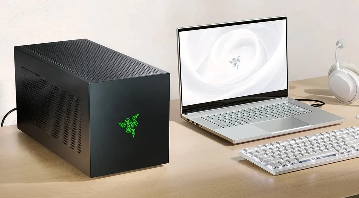 Razer Core X V2 - Boitier Thunderbolt 5 pour GPU et Alimentation ATX, vue 7