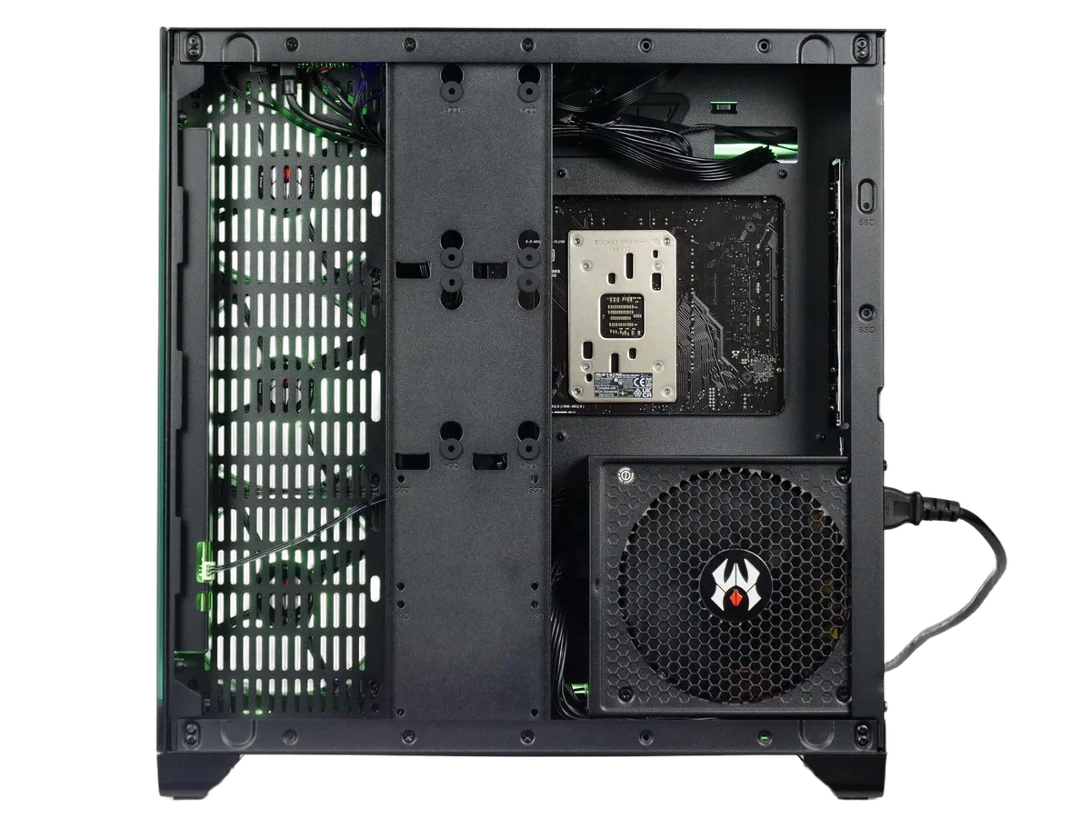 JACQUO V2 - R7-7800X3D/5090FE/32Go/1To, vue 6